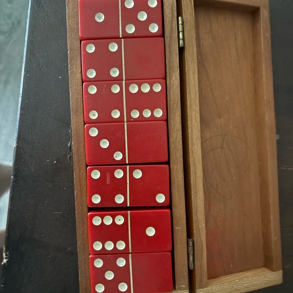 Red Domino Set in Wooden Cased